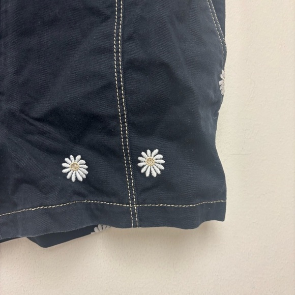 Sister Paul & Joe High Waisted Daisy Short - Picture 6 of 11